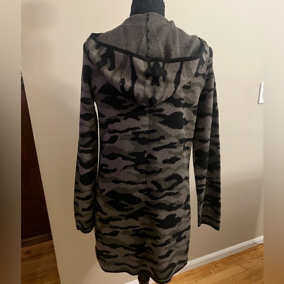 Rachel Zoe Hooded Camo Cardigan - Picture 3 of 5